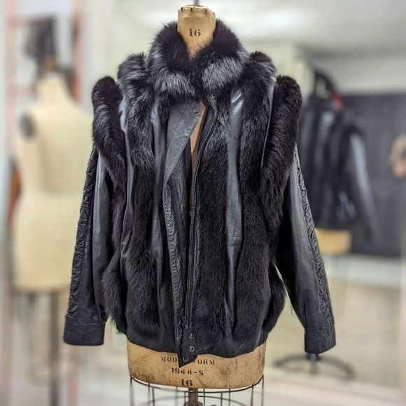 Unbranded Jackets & Blazers - Vintage Genuine Fox Fur Trimmed Genuine Leather Coat XL